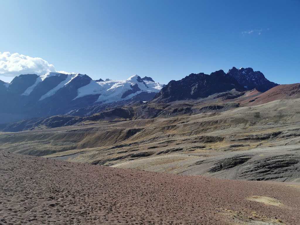 Pérou, la magnifique montagne arc-en-ciel